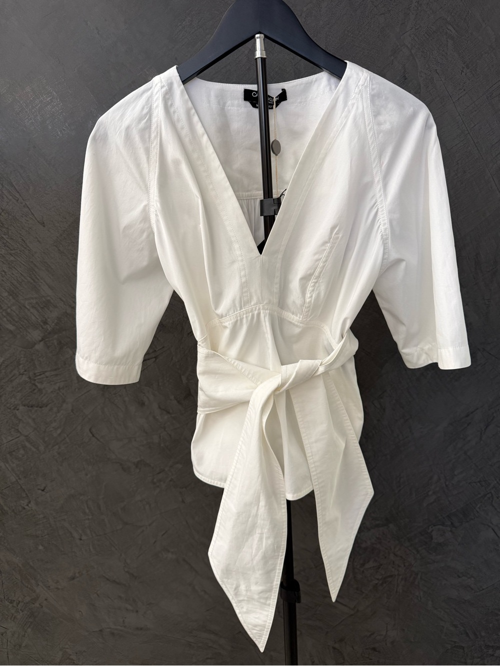 Calvin Klein 205W39NYC White V-Neck Tie-Waist Wrap Blouse size 42/6